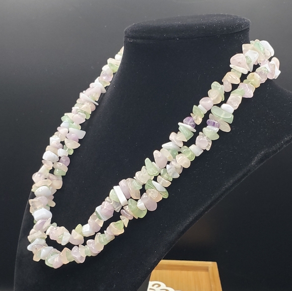 Pastel Gemstones Rock Candy Chips Glass Necklace - Picture 4 of 6